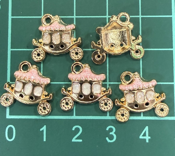 Charm Carriage